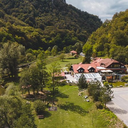 Guesthouse Villa Zelenjak Ventek Kumrovec Ngoại thất bức ảnh
